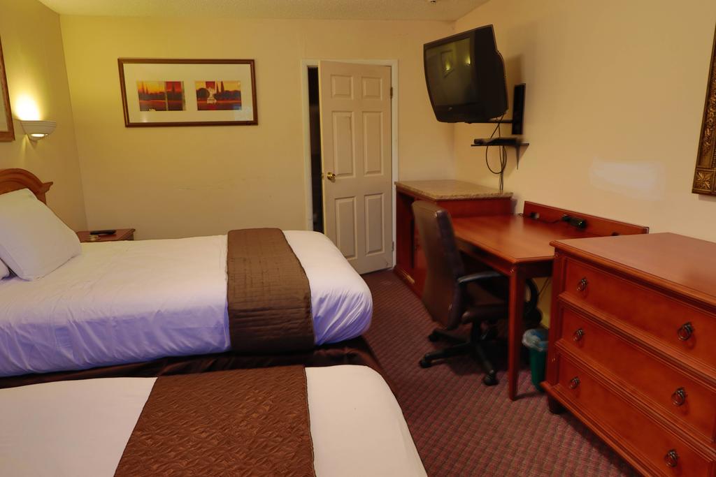 Red Carpet Inn Berlin Exterior photo